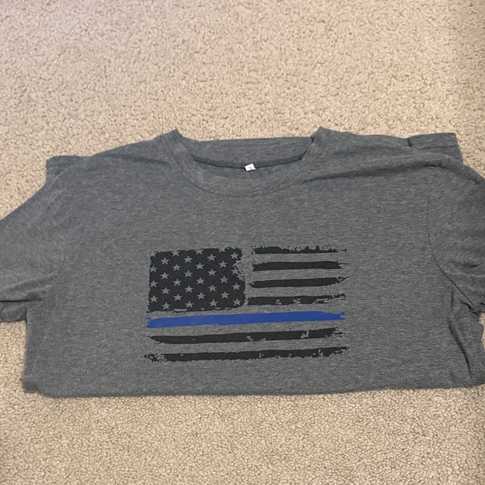 Mens large thin blue line tshirt